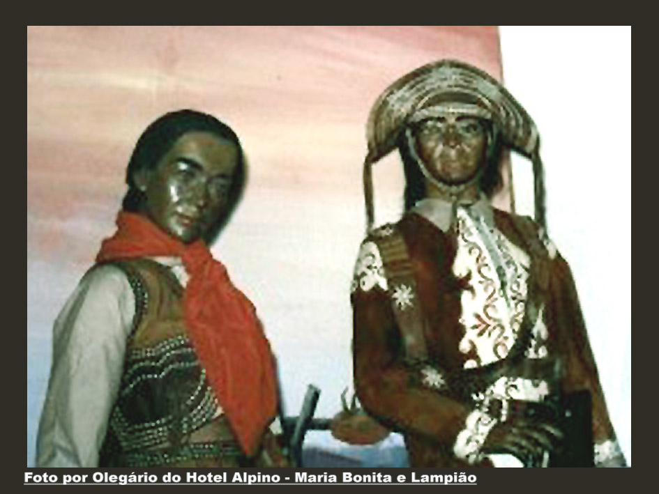 [Museu+cera_lampiao.JPG]