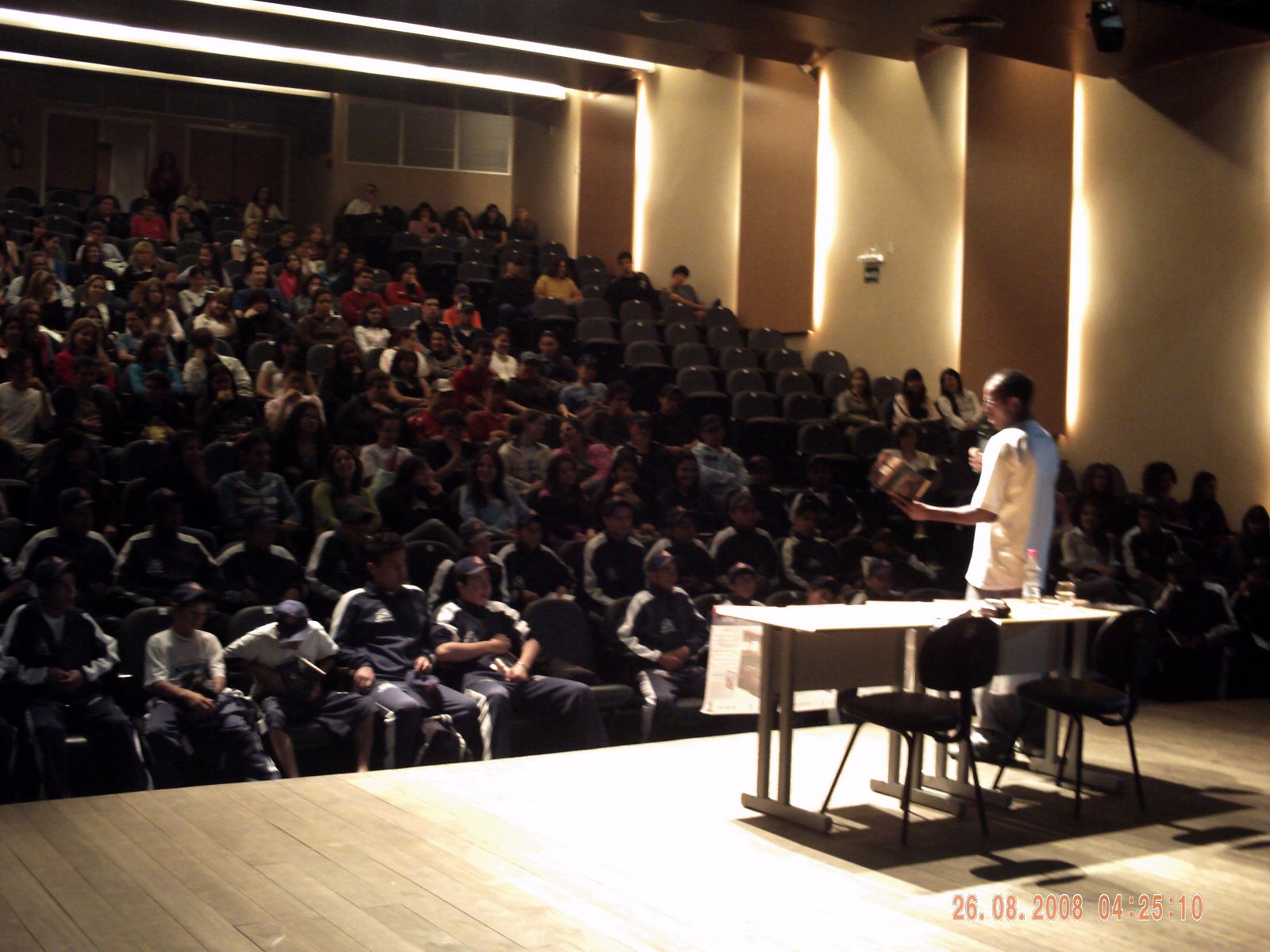 [PICT0175.JPG]