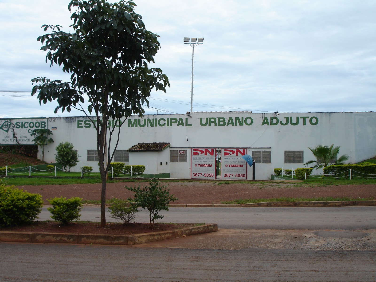 TURISTANDO PELO MUNDO Unaí, Minas Gerais Na Serra do Taquaril com a Cachoeira da Jiboia de TURISTANDO PELO MUNDO Unaí, Minas Gerais Na Serra do Taquaril com a Cachoeira da Jiboia de