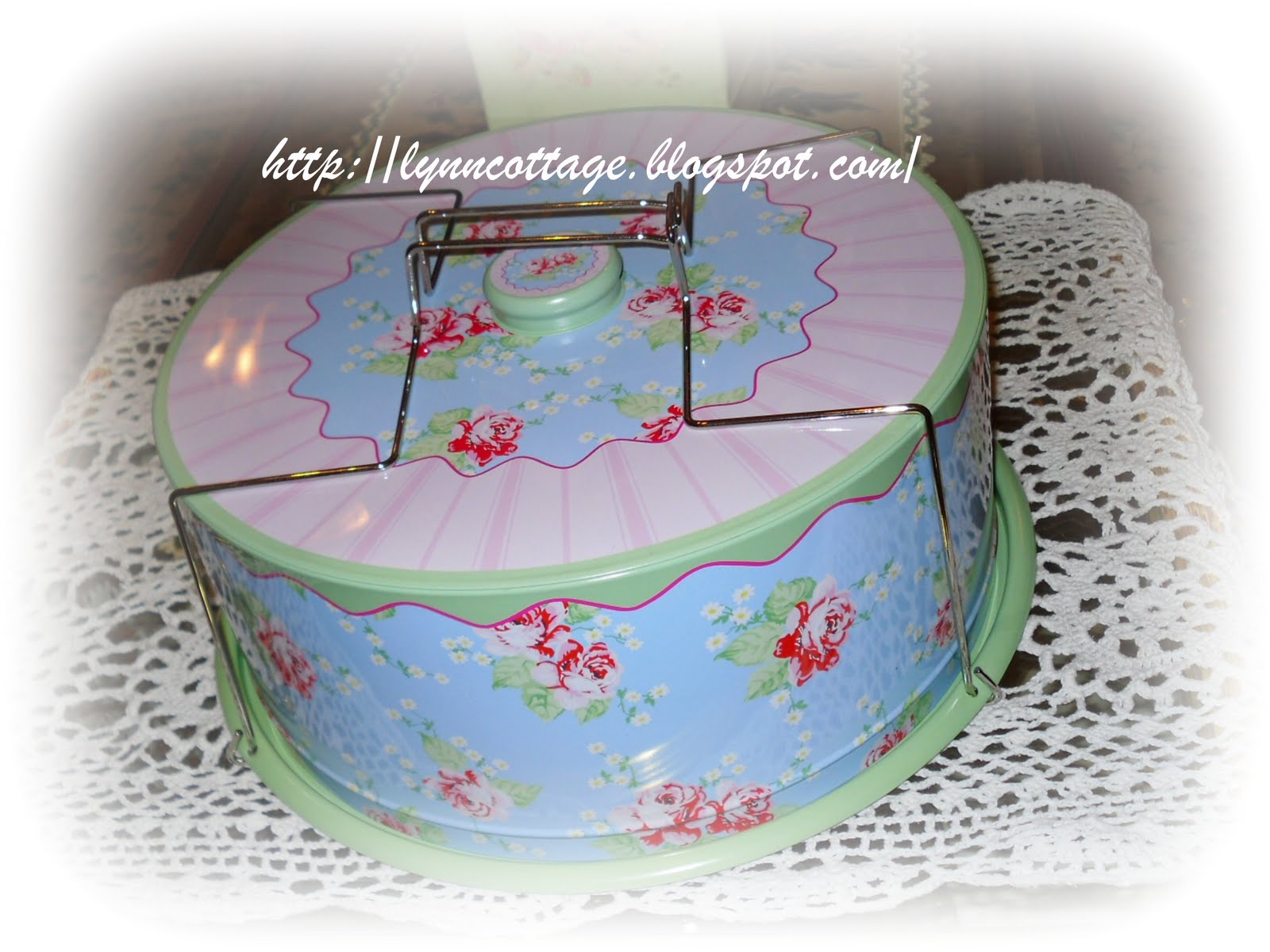 lynn's cottage TINS FOR SALE..... (CATH KIDSTON DESIGN)