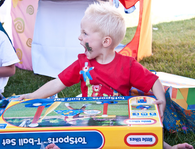 Kara s Party Ideas Big Top Circus Carnival Party   - 76