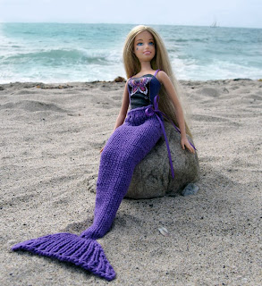 Free pattern: Mermaid tail for a doll | Sewing | CraftGossip.com