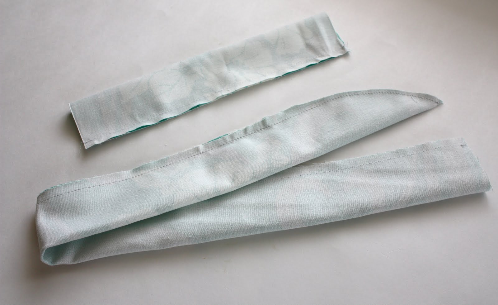 Nursing Cover Tutorial - Sew Much Ado