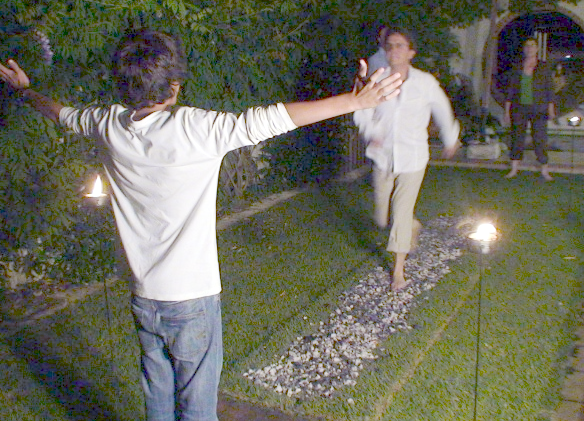 [passeio+sobre+brasas.png]