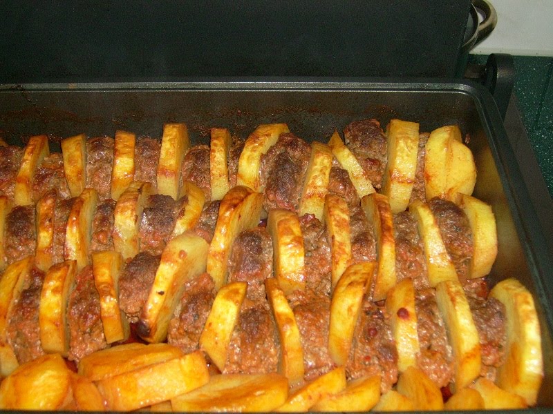 PATATES KÖFTE DIZMESI Bomba Yemek Tarifleri