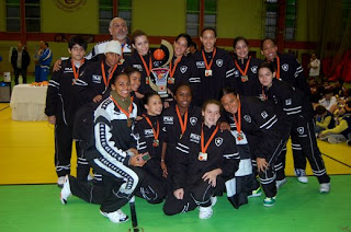 Botafogo Campeão do 14º Encontro Sul-Americano Mini Feminino de Basquetebol de 2010