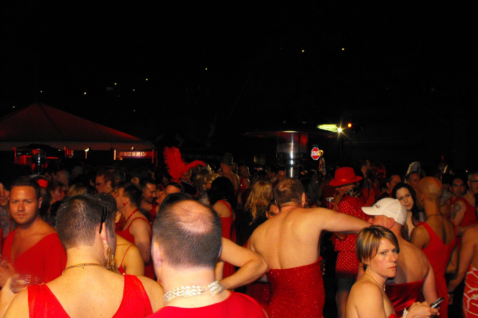 [5_1_09+red+dress+party+wknd+194.jpg]