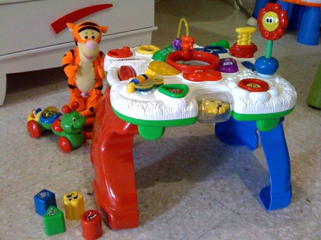  Macam-Macam-Ada: Vtech Busy Play Table Bildidee 