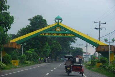 Backpacking Philippines and Asia: Nueva Ecija: San Jose Cathedral and