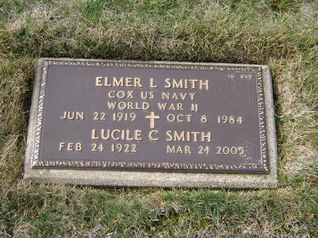 Elmer and Lucile Smith gravesite