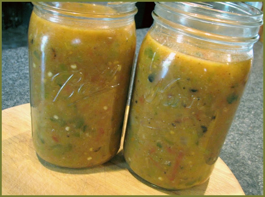 TOFU MOM . . . and gravy! New Mexico's Green Chile Gravy (or Green