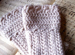 Fashionably late fingerless gloves