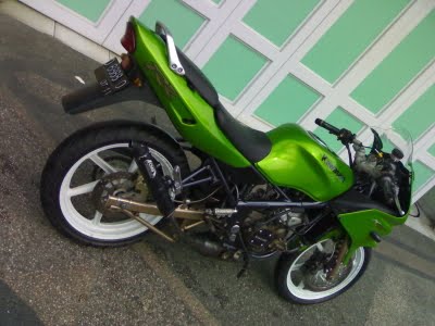 Spesifikasi Modifikasi Kawasaki Ninja  RR  Modifikasi Motor  R