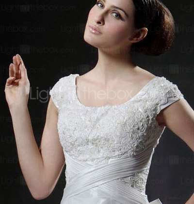 The Christian Bride Resource: Wedding Gowns with Sleeves on Clearance!