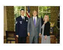 Leo's White House Farewell Photo with President Bush