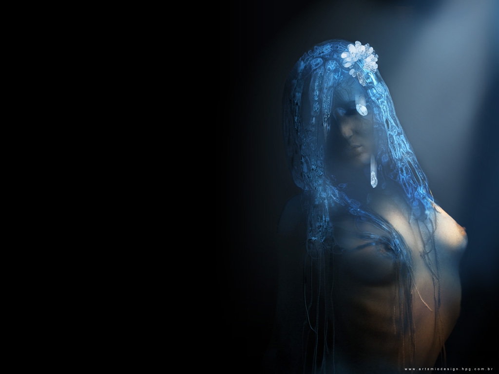 [she_loves_me_she_loves_me_not.JPG]