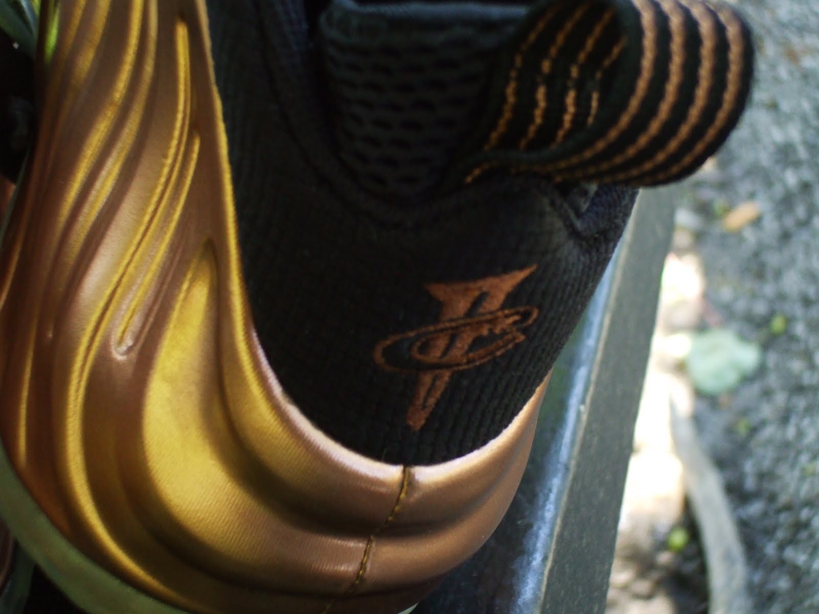 dirty copper foamposite