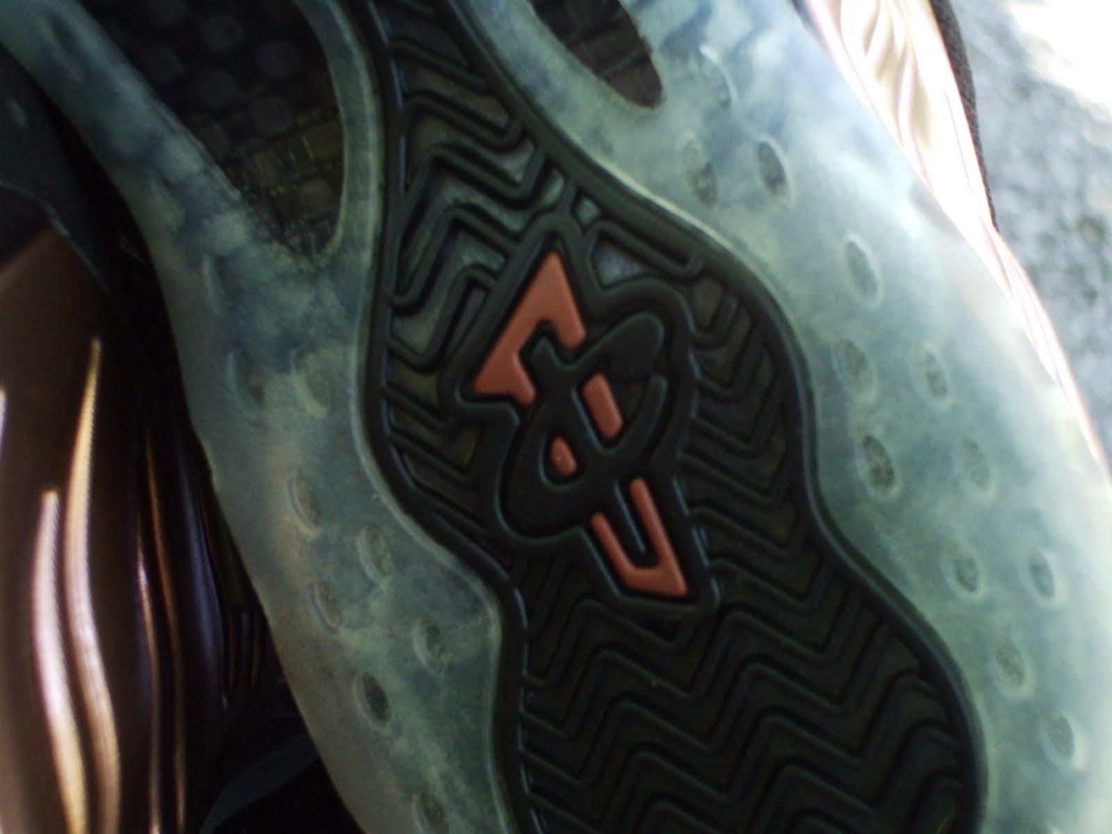 dirty copper foamposite