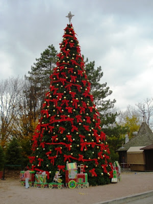 Encircled by the Rainbow: Christmas in February