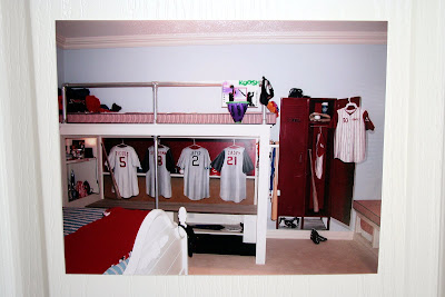 .: Cincinnati Reds Themed Bedroom