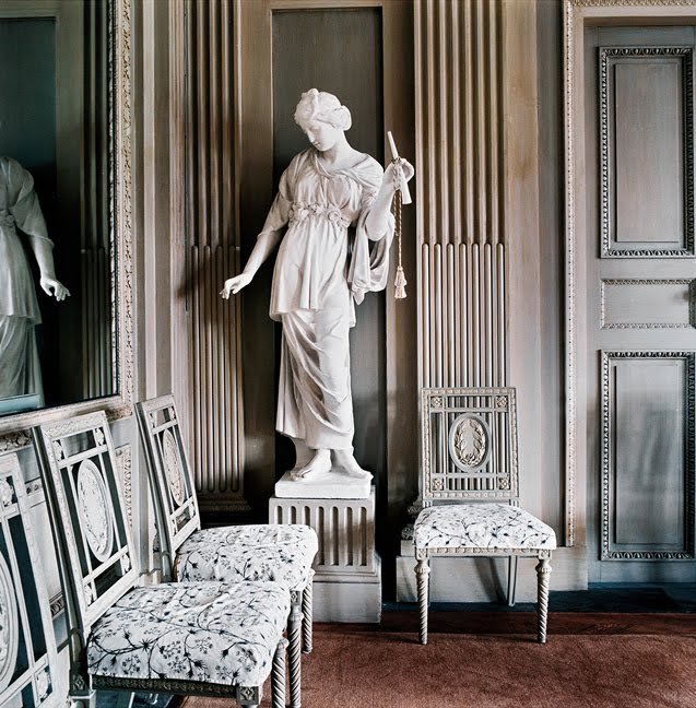 [gunnebo+statue29-2.jpg]