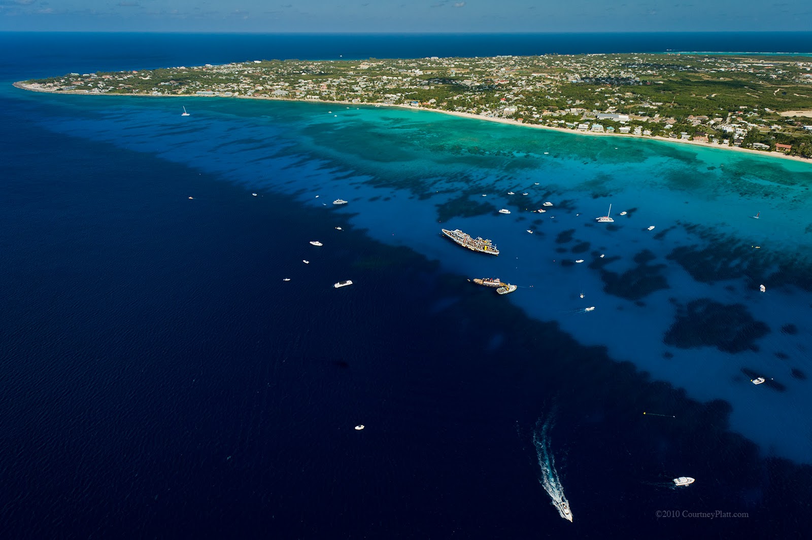 каймановы острова фото. каймановы острова фото. джорджтаун гранд кайман. острова кайман. большой кайман каймановы острова.