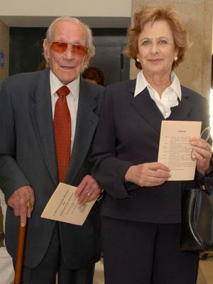 [1440_vip_4203m_bancas.jpg]