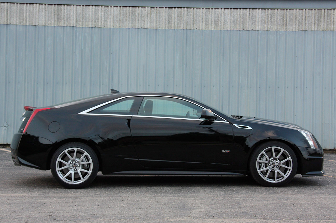 Actualidad Automotriz: 2011 Cadillac CTS-V Coupe