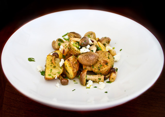 Annabella's Kitchen: Roasted potato salad with beech mushrooms