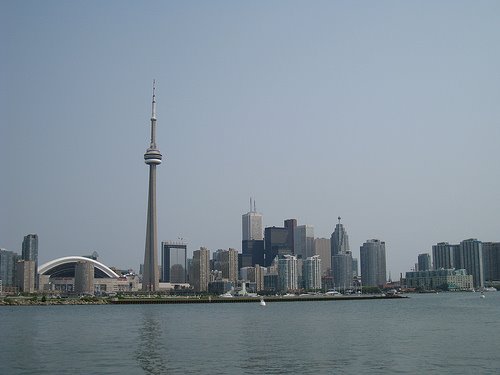[Toronto+skyline+from+Hanlan's+Point+by+wonkanerd+CC=sa-flickr.jpg]