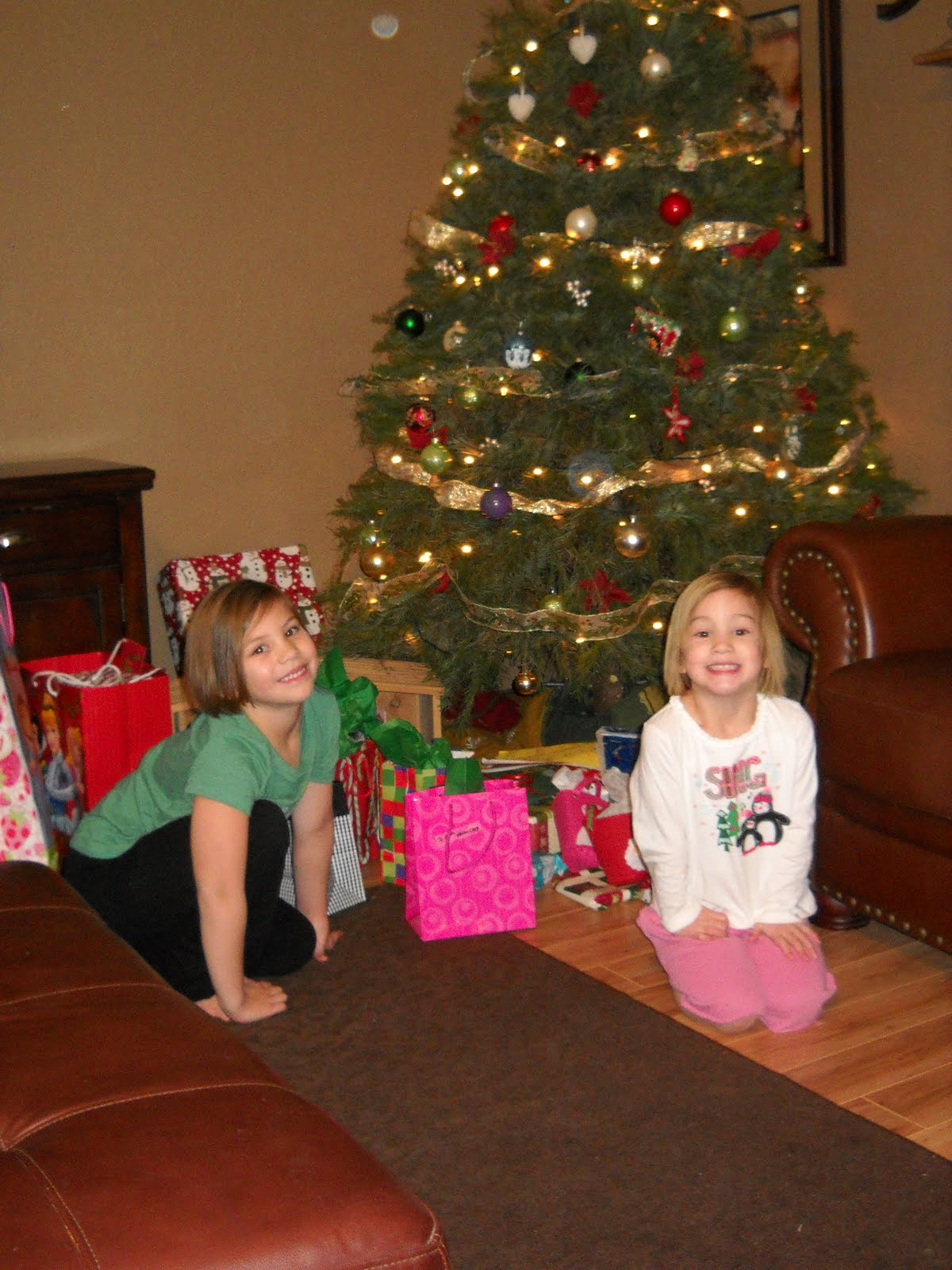 [christmas+2009+085.jpg]