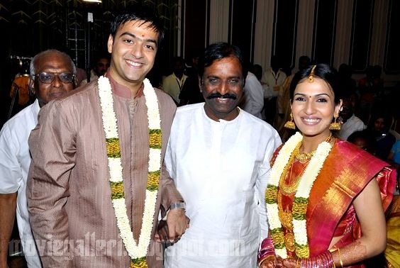 [Soundarya-Rajinikanth-Engagement-Photos-07.jpg]