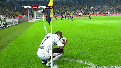 Fenerbahçe-Beşiktaş derbisinde 4 gol vardı
