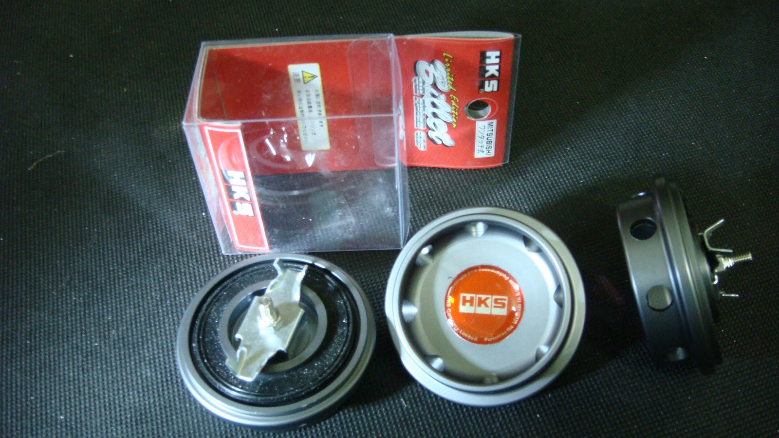 Skatuner Auto Parts: Engine Oil Cap -HKS