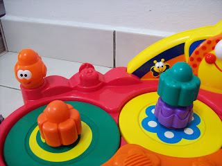QECIPIR: Fisher Price Twirlin Whirlin Garden