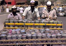 [Dabbawalla2.jpg]