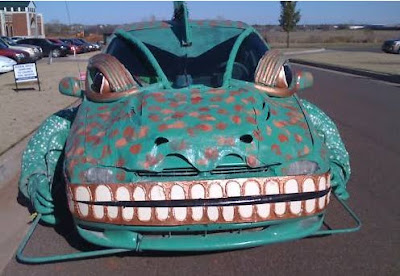 Iguana Art Car - For Sale - Front View