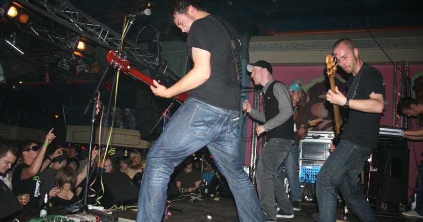 Https Www Augsburger Allgemeine De Augsburg Land Neue Tankstellen Fuer Elektroautos Id14530591 Html 2011 04 01t00 13 03 02 00 Https Www Augsburger Allgemeine De Img Augsburg Land Origs14530586 0932536605 W1280 H960 Copy Of