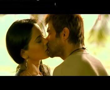 sameera-reddy-kissing-anil-kapoo-4.jpg