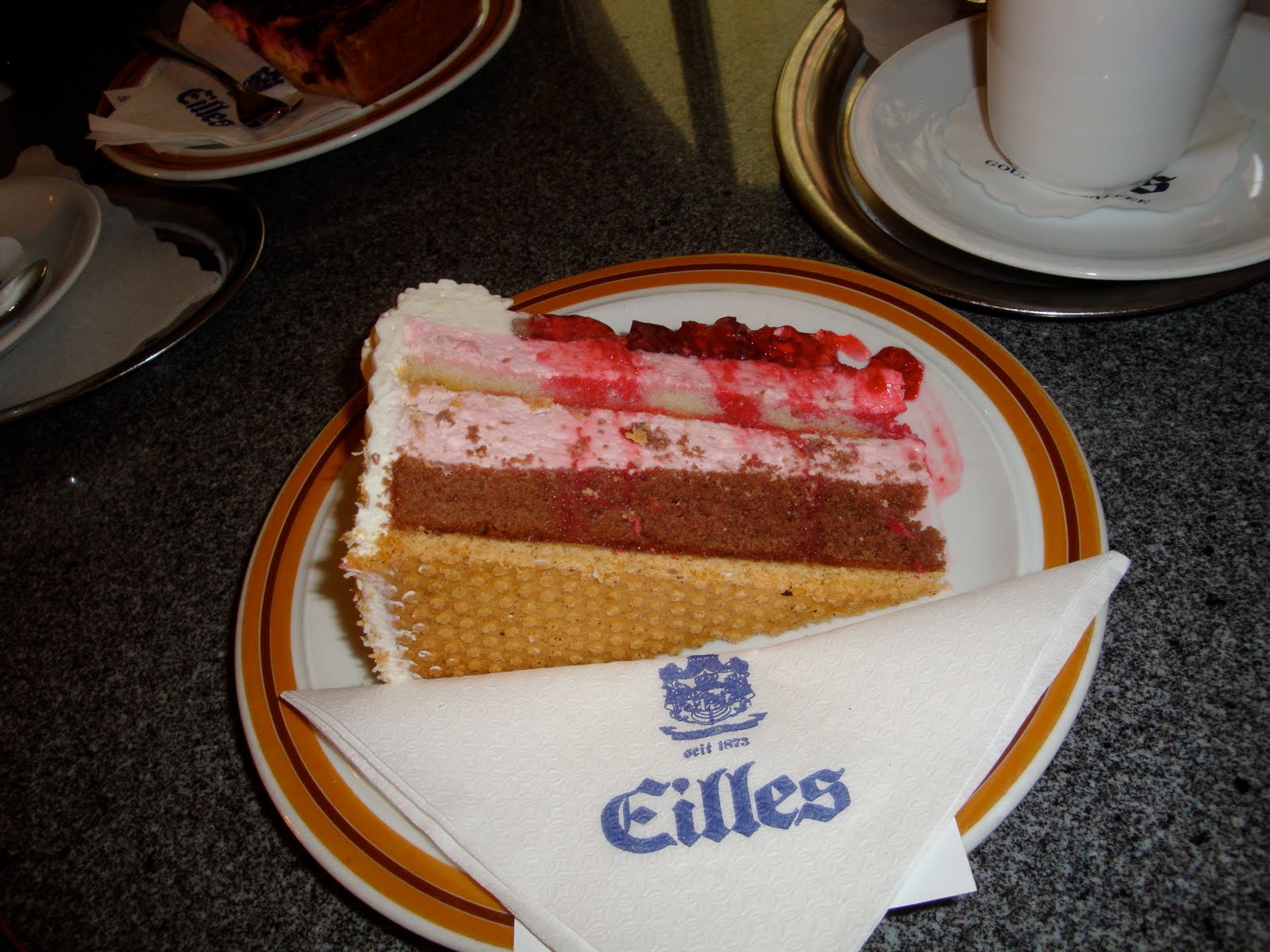 ALEXANDRA GOES TO GERMANY!: German desserts are yummy!