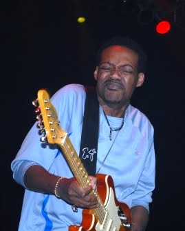 Eric+Gales.JPG
