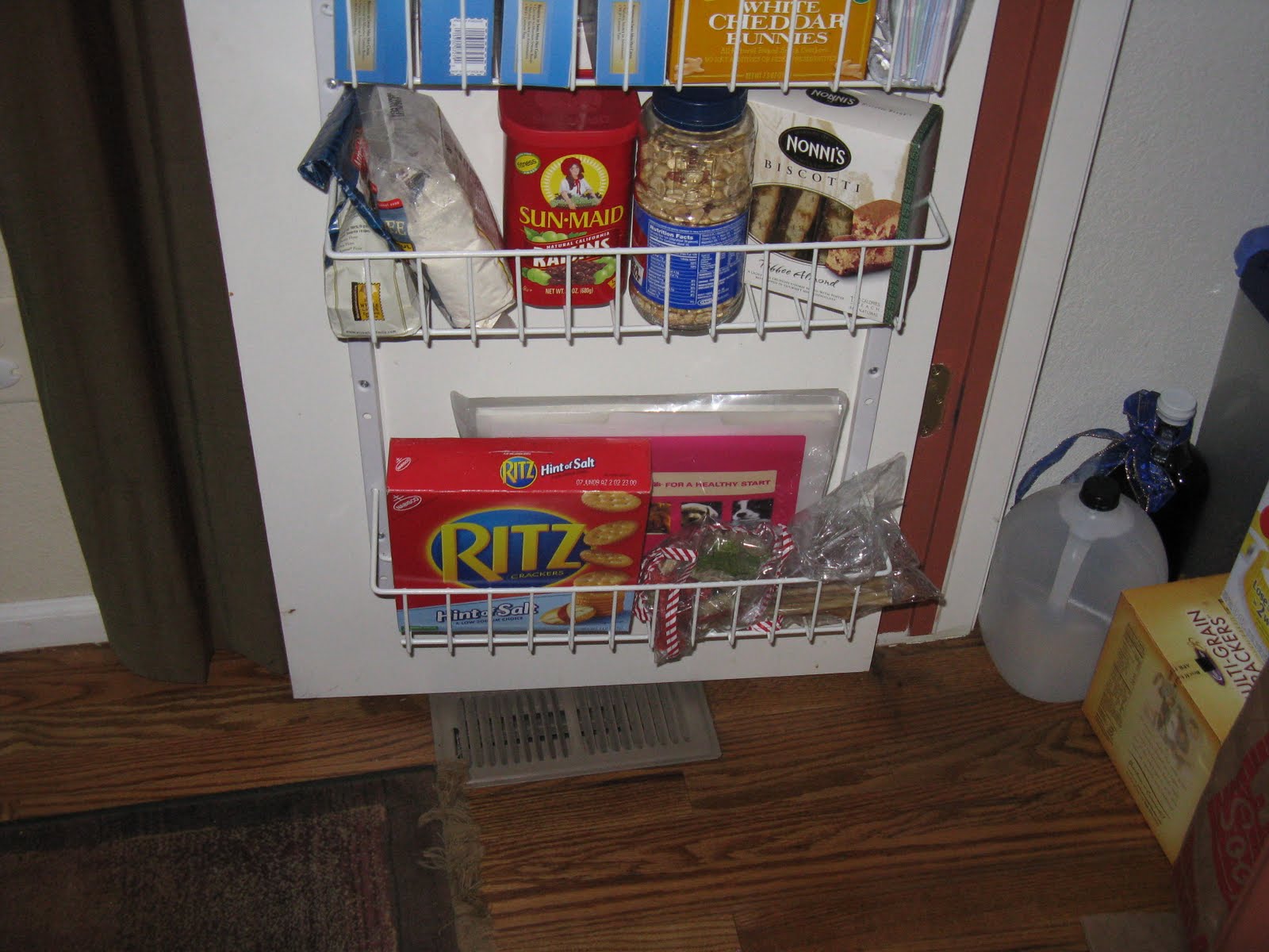 [Kitchen+Pantry+Pictures+010.jpg]