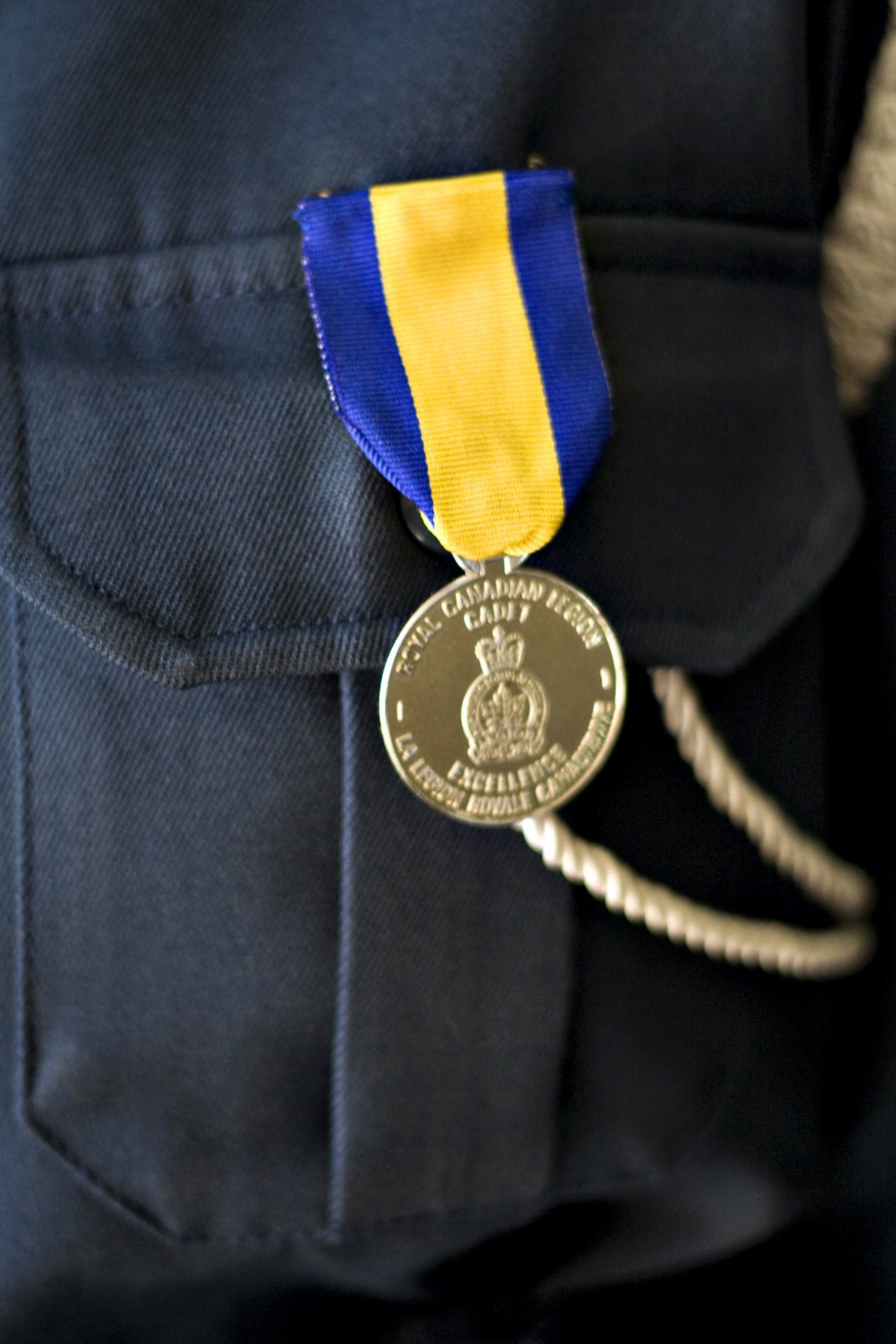 [0906_+medal_0001.jpg]