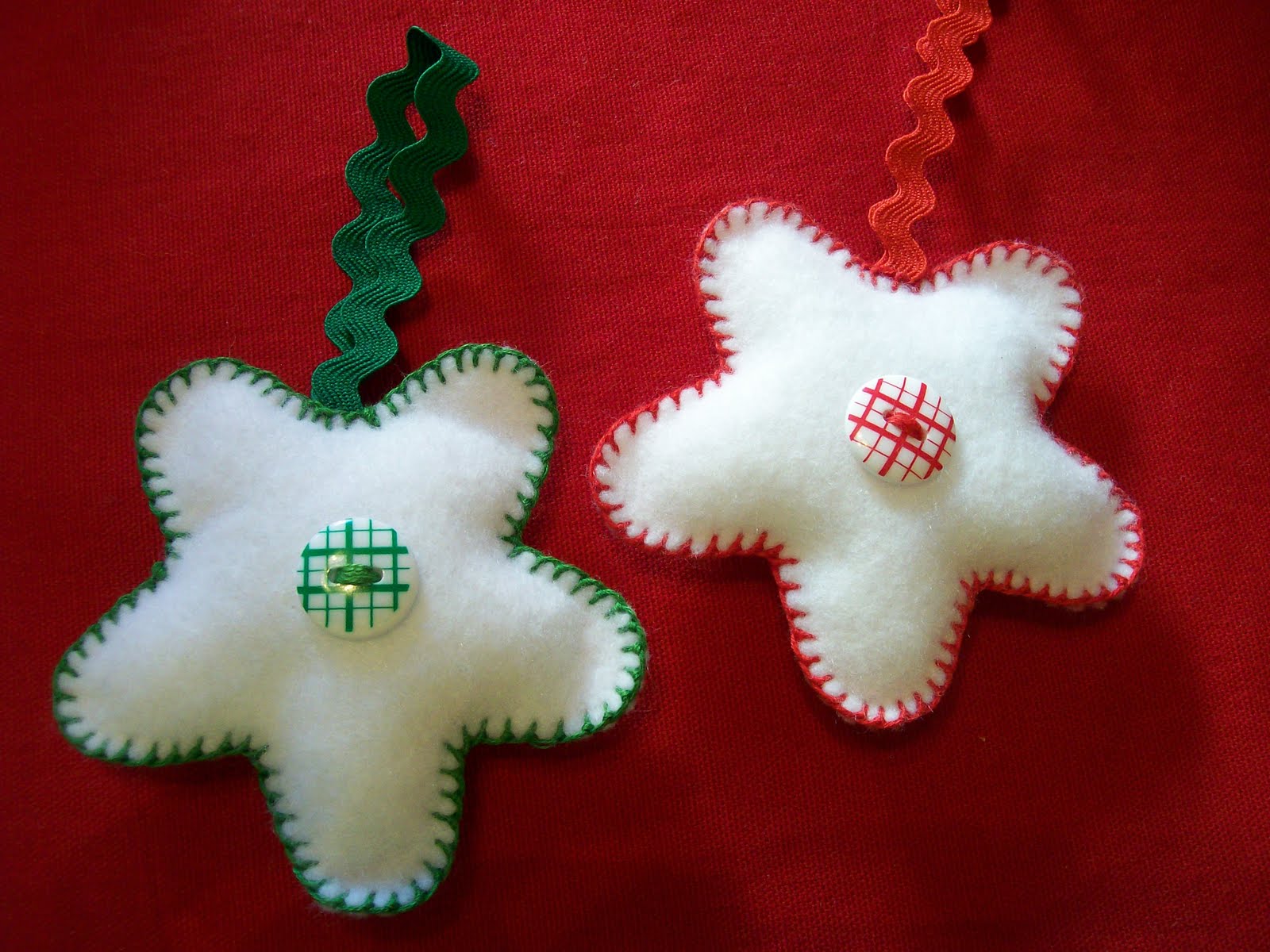 theworldaccordingtoeggface: O Christmas Tree