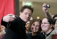Brendan Fraser with fans at Sydney Premiere of Mummy 3 - Photo courtesy AP/Rob Griffith