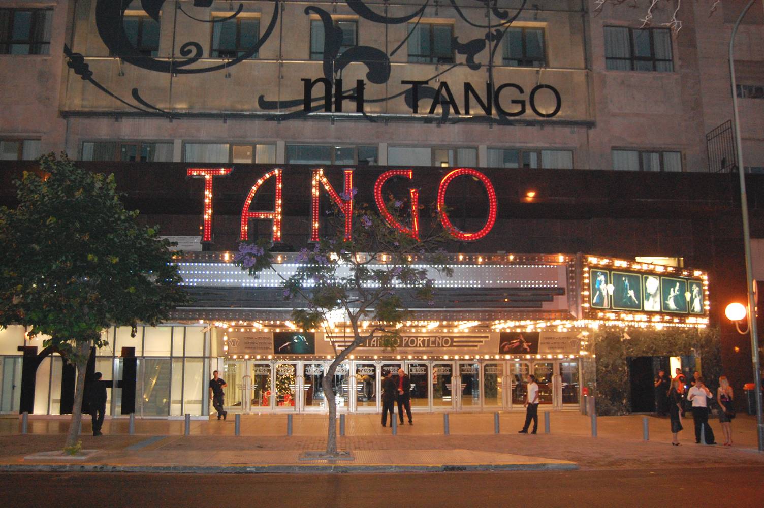 [tango+1.jpg]