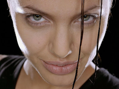 angelina jolie tomb raider premiere. Angelina Jolie