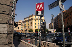 Re di Roma - Fermata Metro "A"