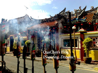 chinese new year malacca, blacksmith street, temple