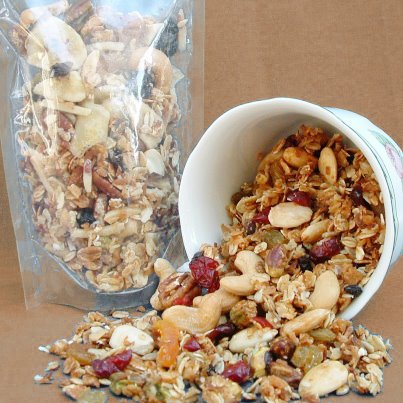 [Granola Photo Fruit 400 (2)Brice.jpg]
